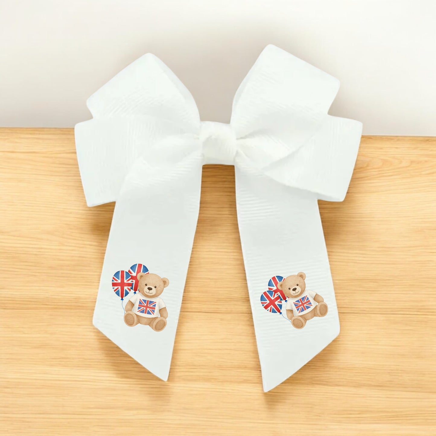 VE Day Har Bows