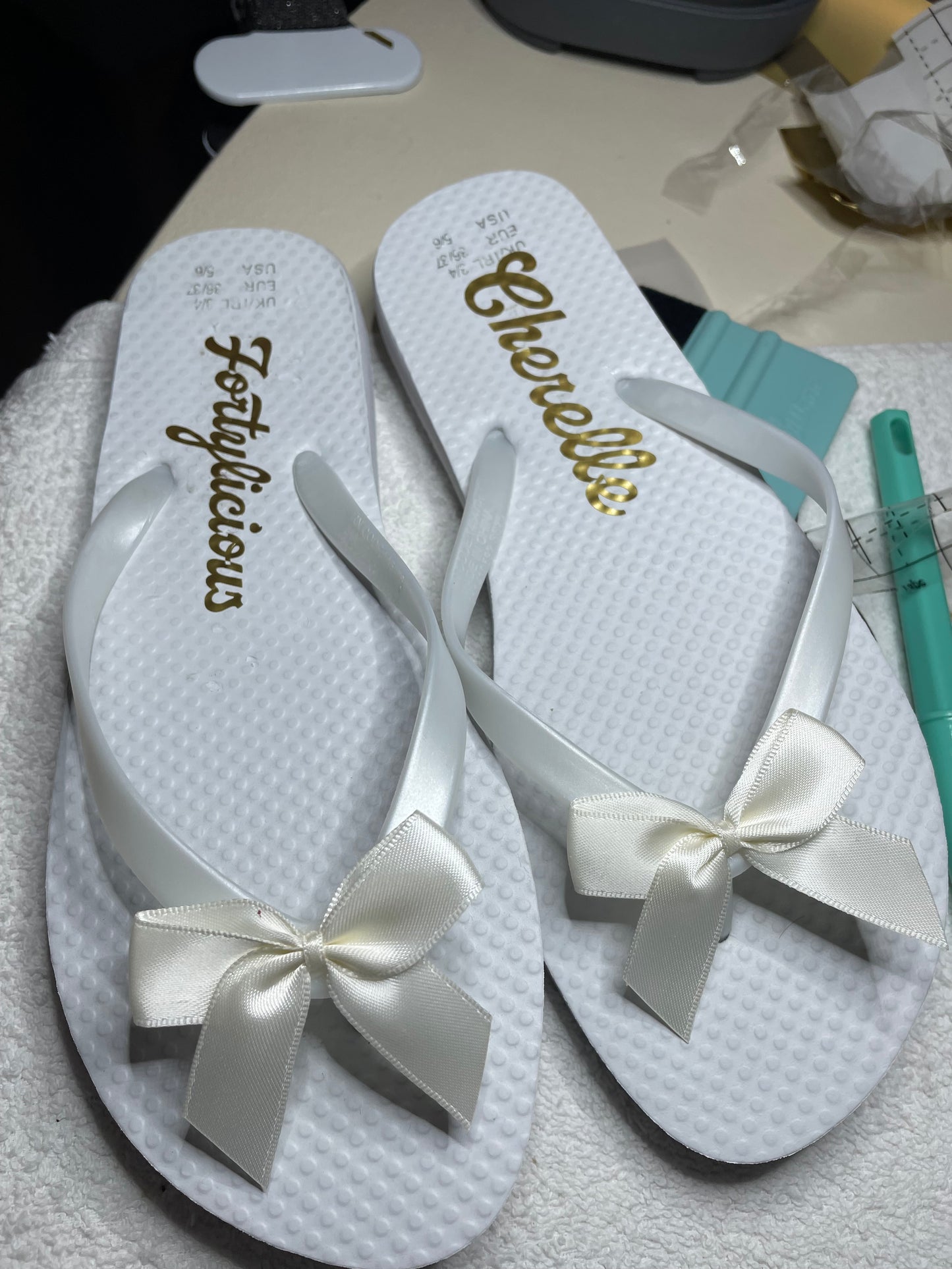 Bride / Bridesmaids / Birthday Flip Flops