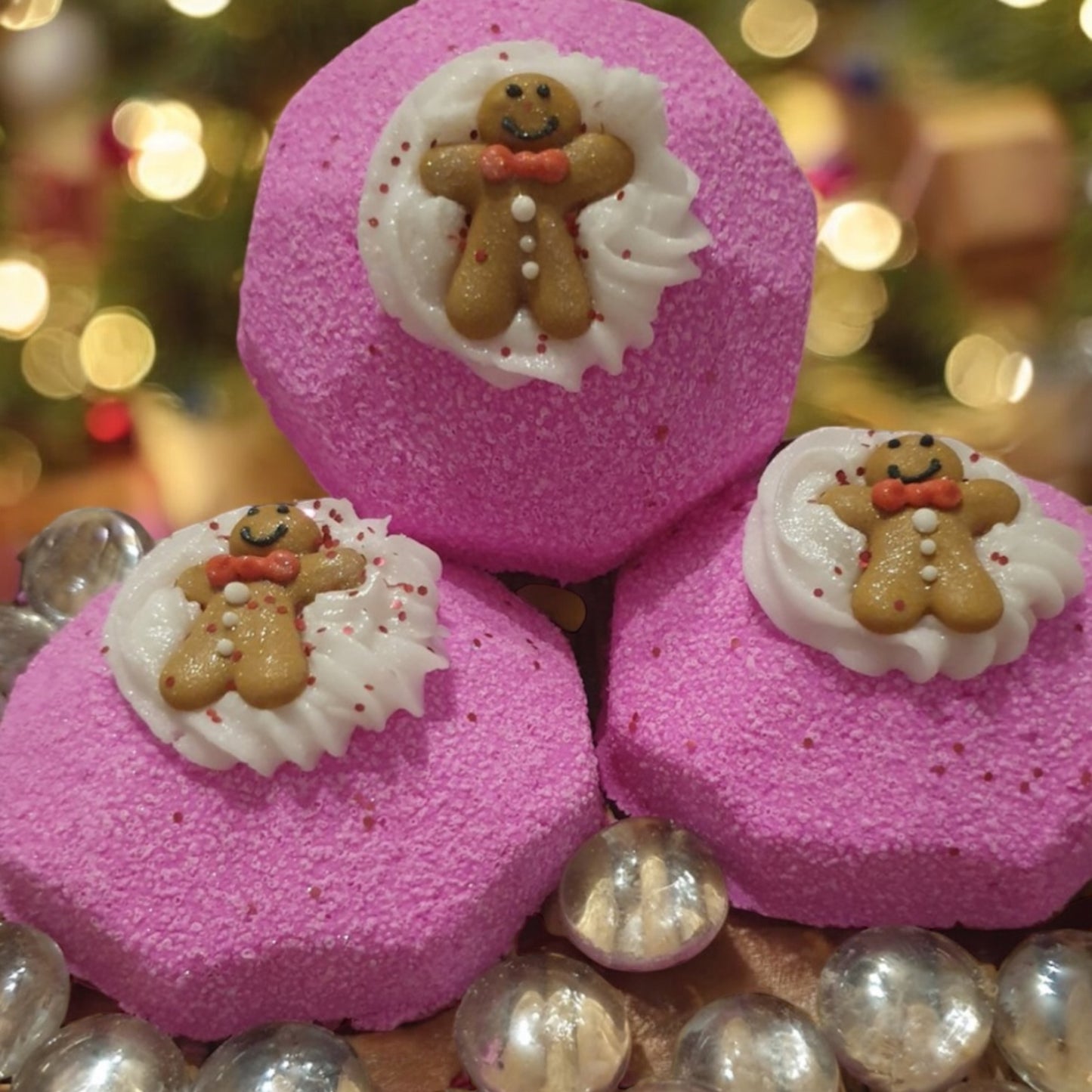 Gingerbread Bath bomb