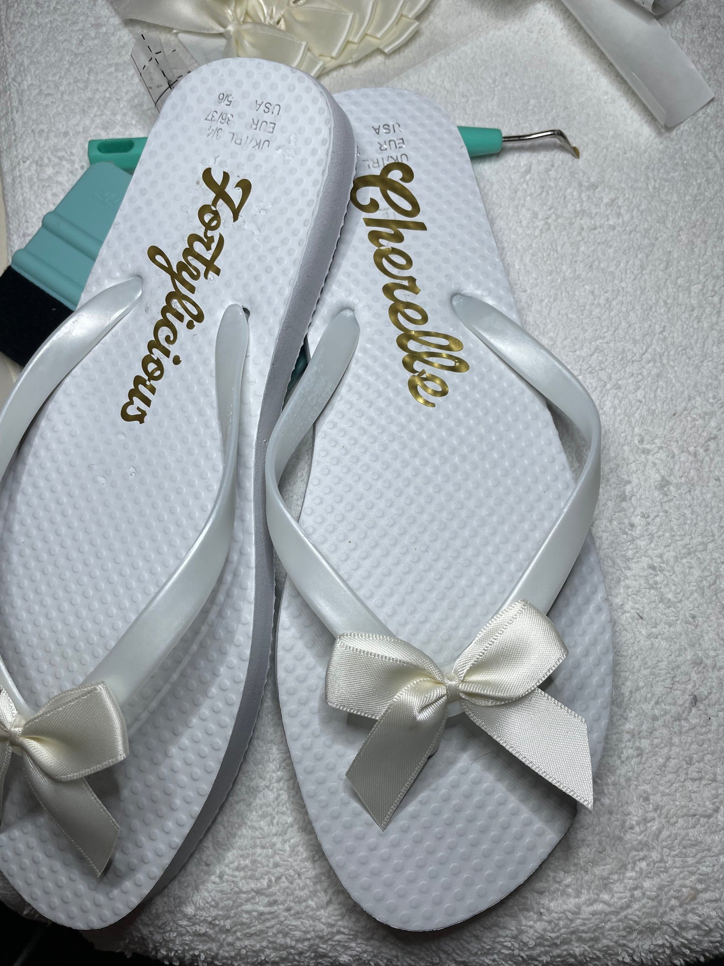 Bride / Bridesmaids / Birthday Flip Flops