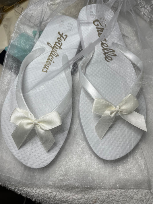 Bride / Bridesmaids / Birthday Flip Flops