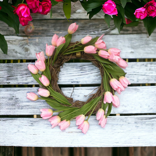 Tulip Wreath 30cms diameter