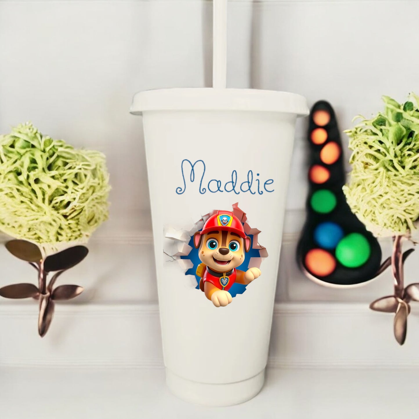 Paw Paw Patrol Giant Eggs matching cups