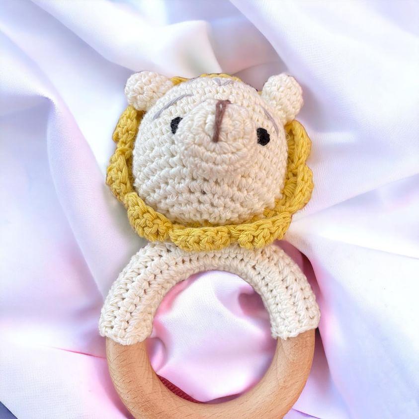 New baby rattles teethers