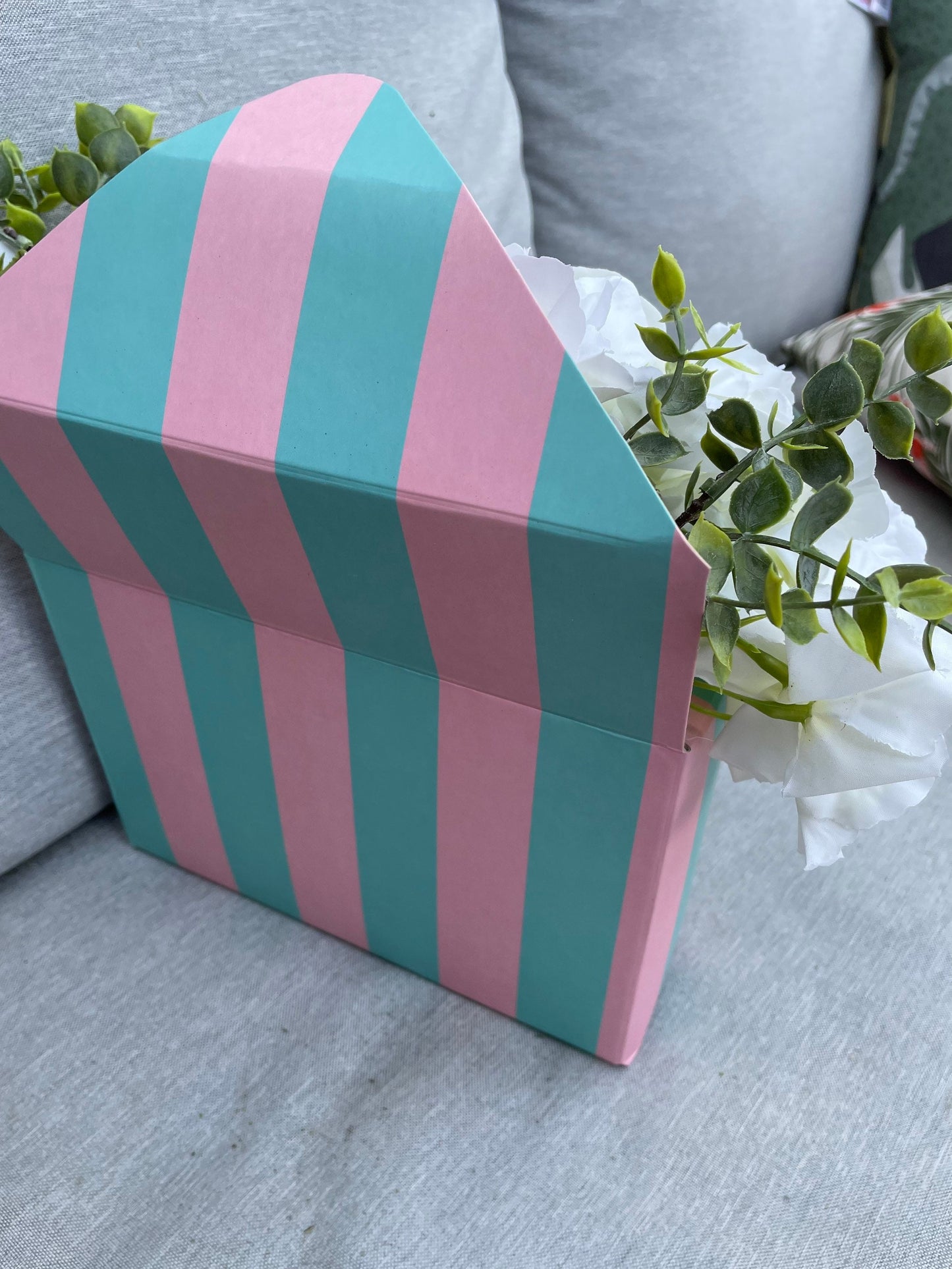 Flowers in a Envelope Box