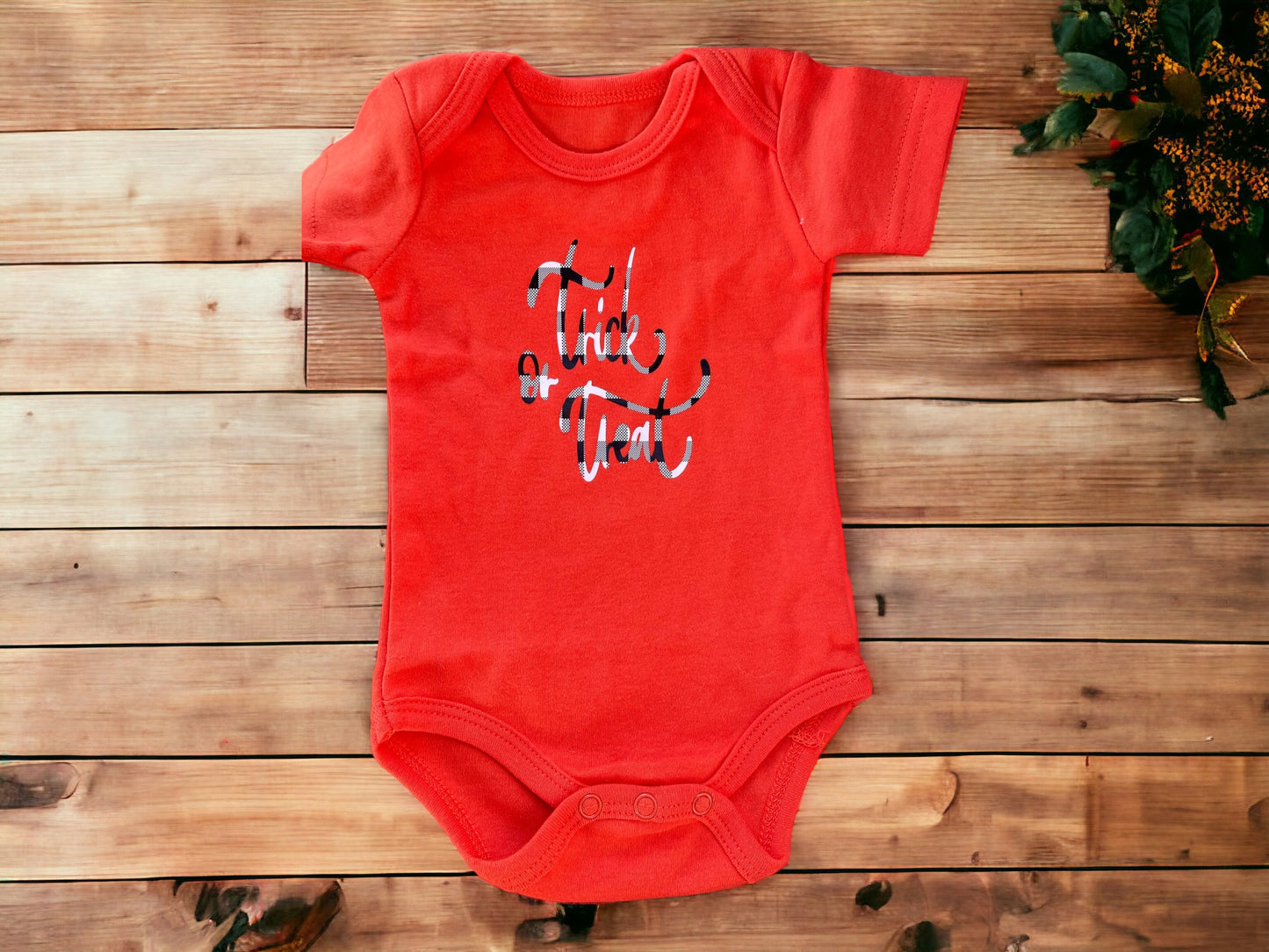Trick or Treat Baby Bodysuit: halloween bodysuit/ newborngift